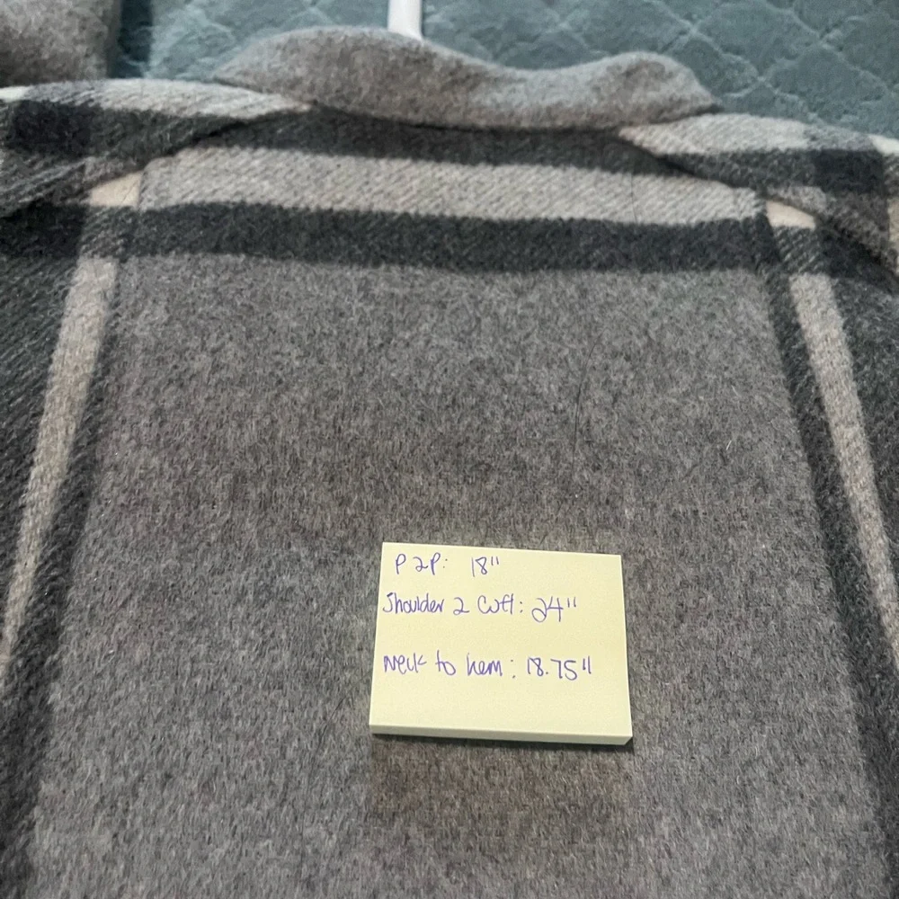 GAP‎ Gray and Black plaid Puffer wool Coat